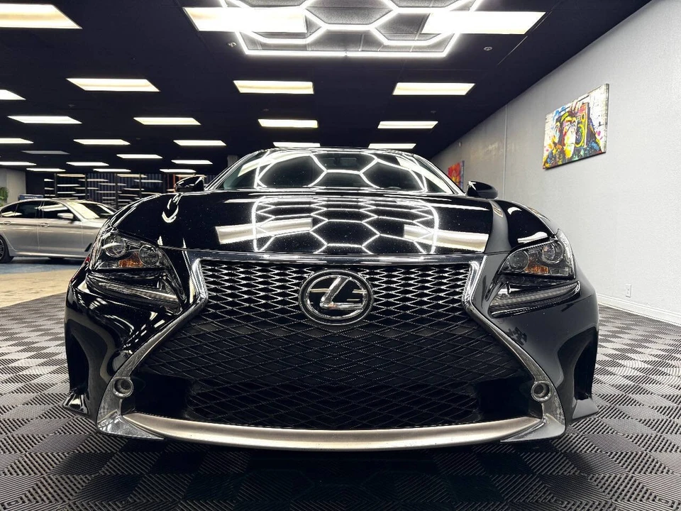 2016 Lexus RC - Image 3 of 12