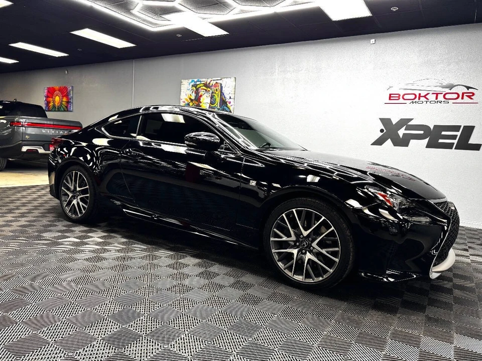 2016 Lexus RC - Image 2 of 12