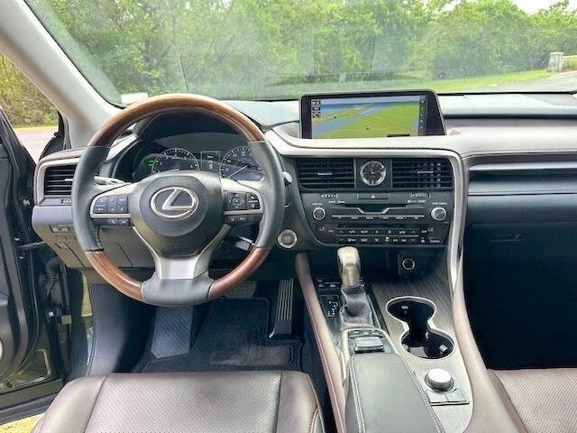 2016 Lexus RX 4th Gen - Image 17 of 21