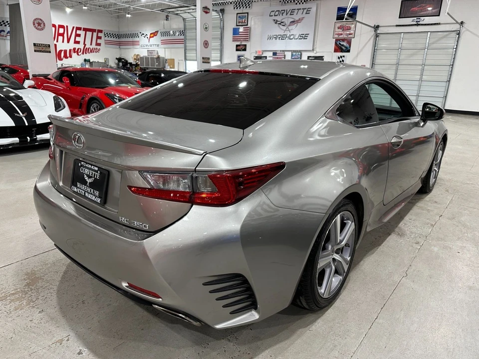2016 Lexus RC - Image 7 of 11