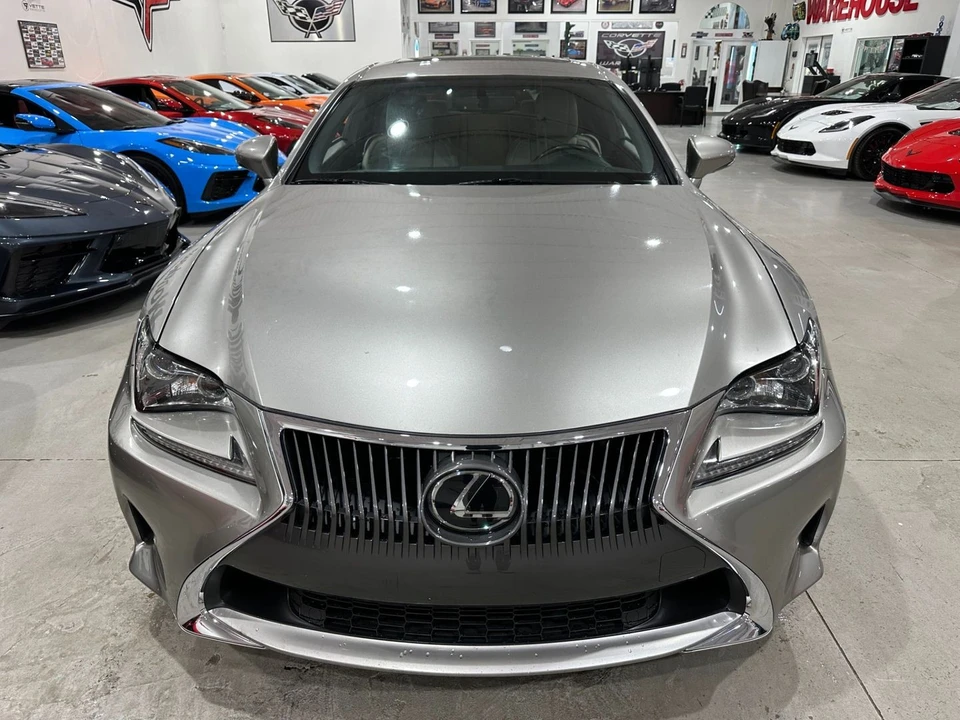 2016 Lexus RC - Image 8 of 11