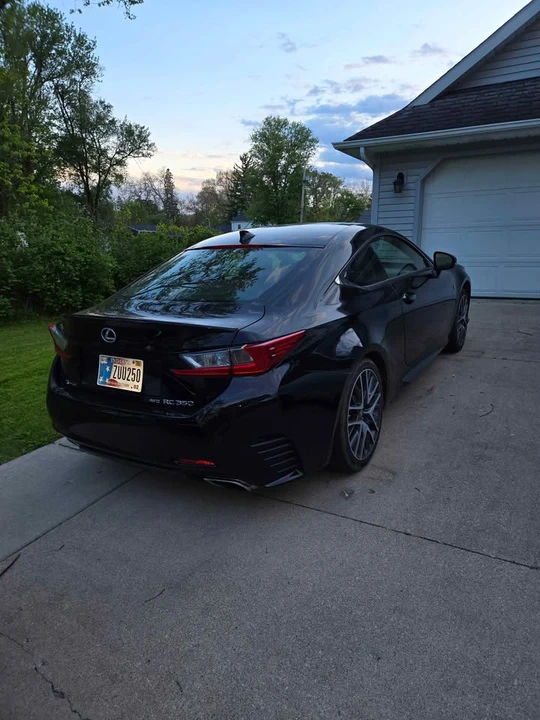 2016 Lexus RC - Image 3 of 9