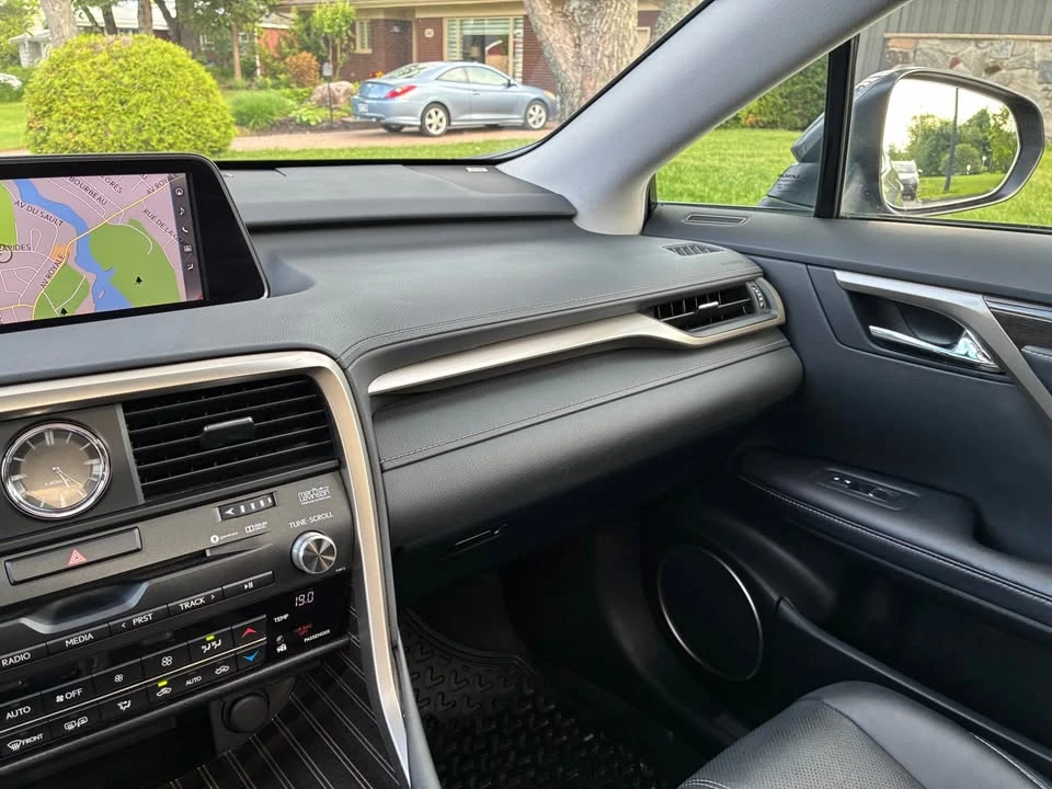 2016 Lexus RX 4th Gen - Image 17 of 18