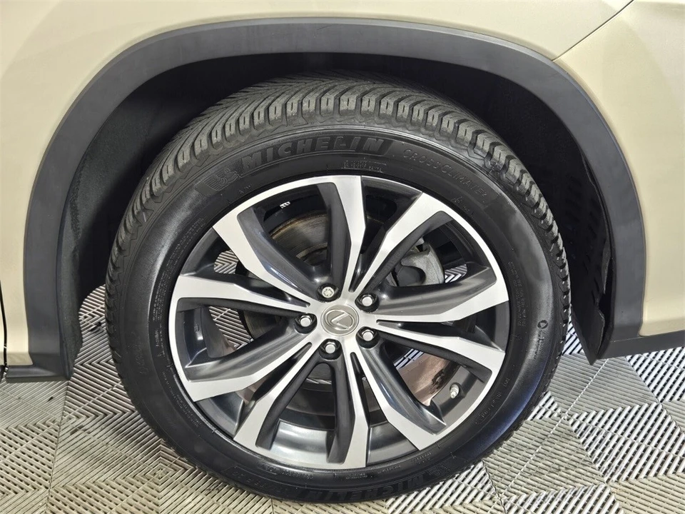 2016 Lexus RX 4th Gen - Image 16 of 21