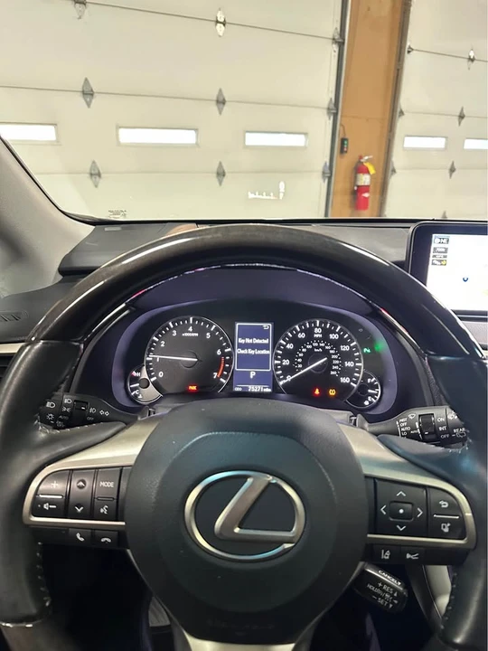 2016 Lexus RX 4th Gen - Image 8 of 12