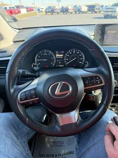 2016 Lexus RX 4th Gen - Image 16 of 17