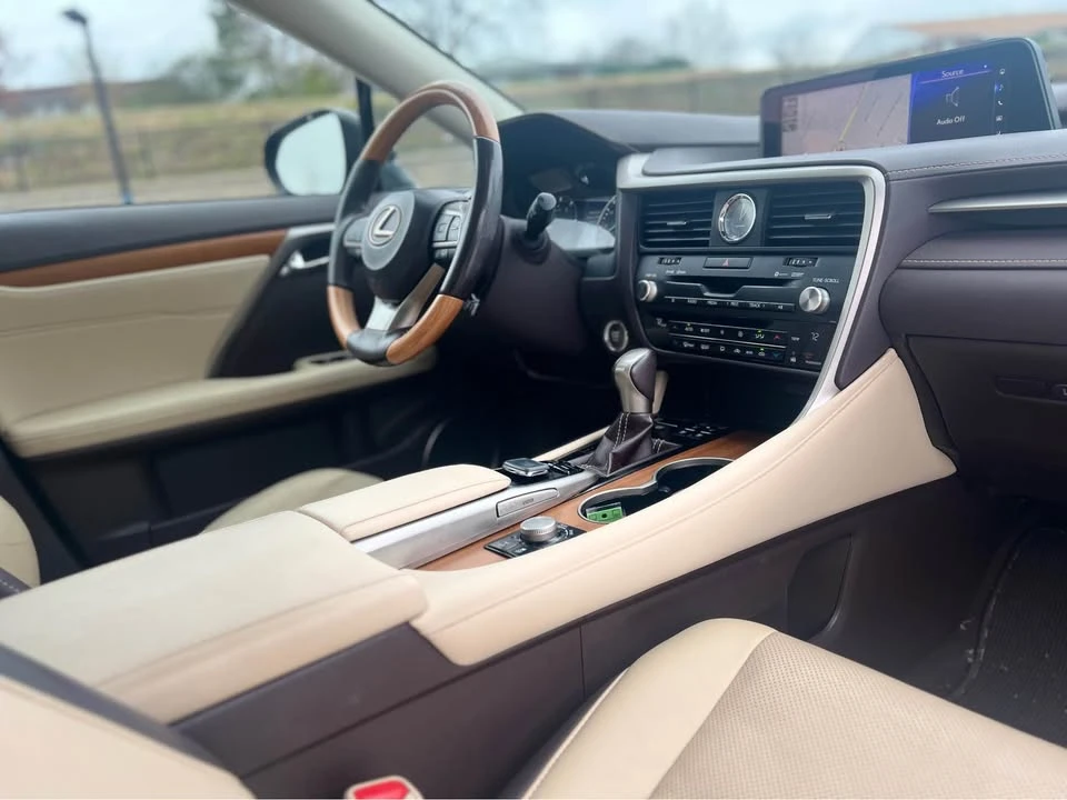 2016 Lexus RX 4th Gen - Image 9 of 16