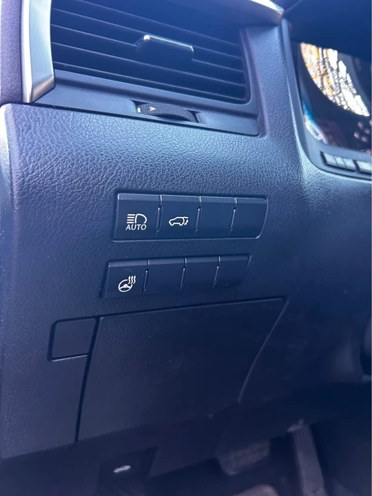 2016 Lexus RX 4th Gen - Image 16 of 20