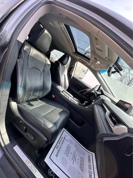 2016 Lexus RX 4th Gen - Image 13 of 17