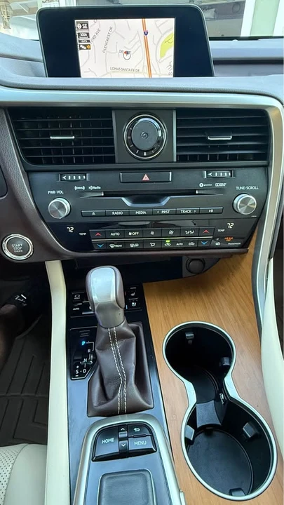 2016 Lexus RX 4th Gen - Image 14 of 17