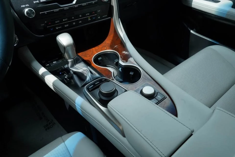 2016 Lexus RX 4th Gen - Image 11 of 20