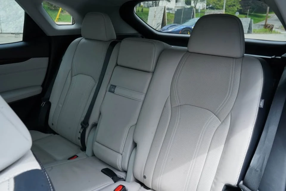 2016 Lexus RX 4th Gen - Image 13 of 20