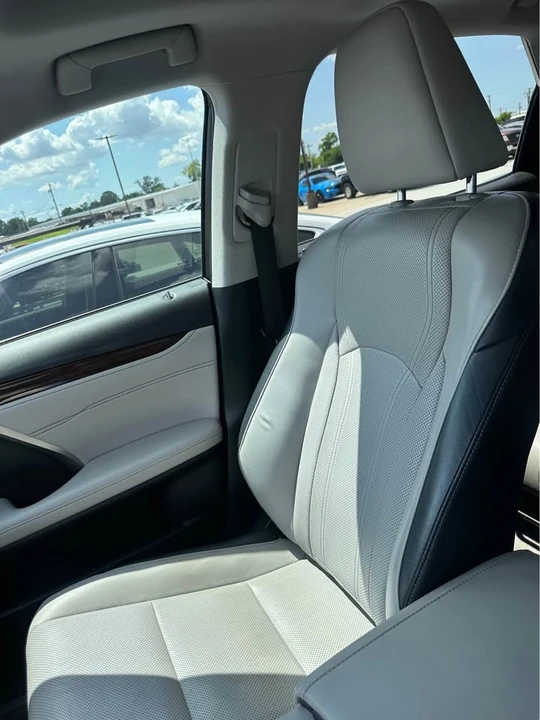 2016 Lexus RX 4th Gen - Image 15 of 17