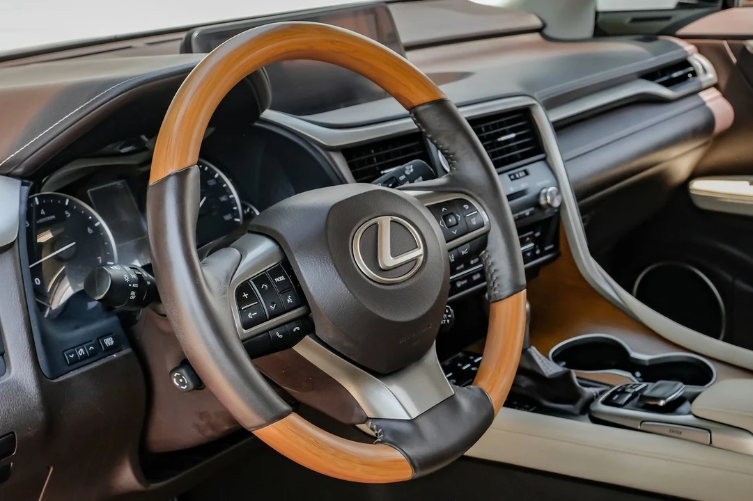 2016 Lexus RX 4th Gen - Image 18 of 21