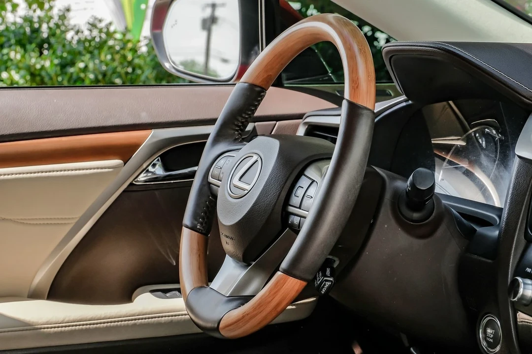 2016 Lexus RX 4th Gen - Image 17 of 21