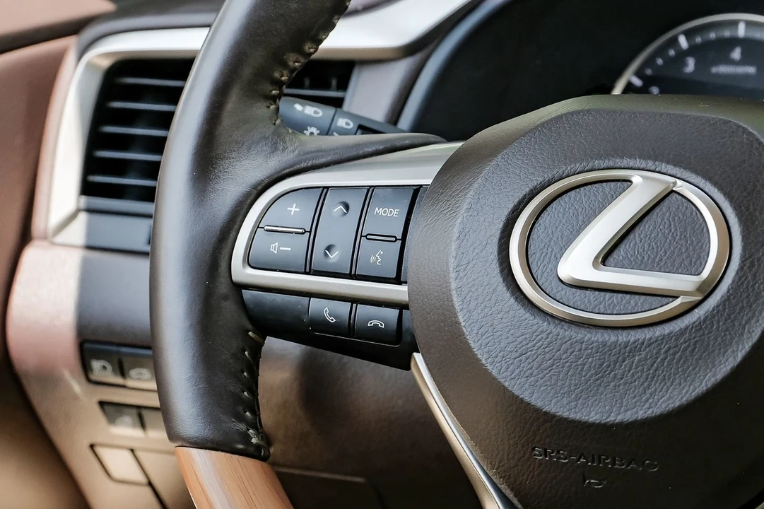 2016 Lexus RX 4th Gen - Image 19 of 21
