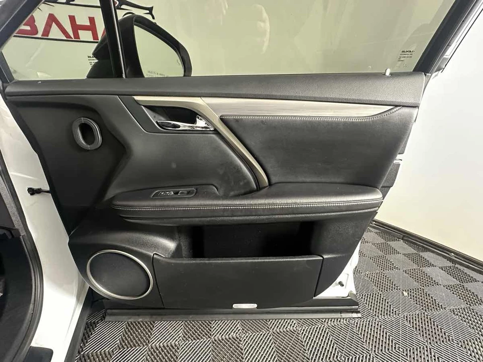 2016 Lexus RX 4th Gen - Image 16 of 21