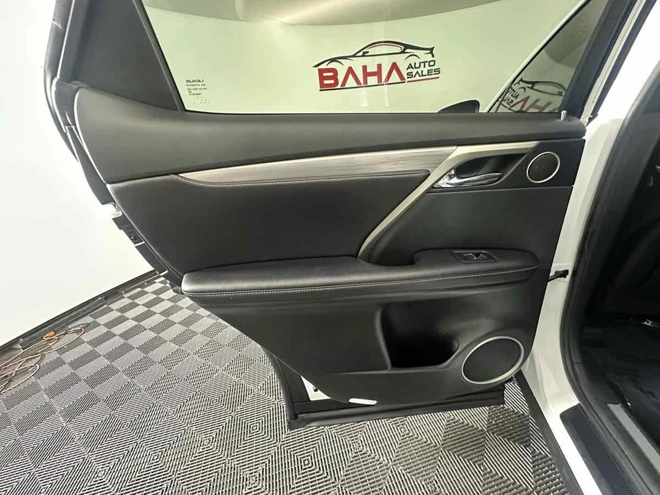 2016 Lexus RX 4th Gen - Image 17 of 21