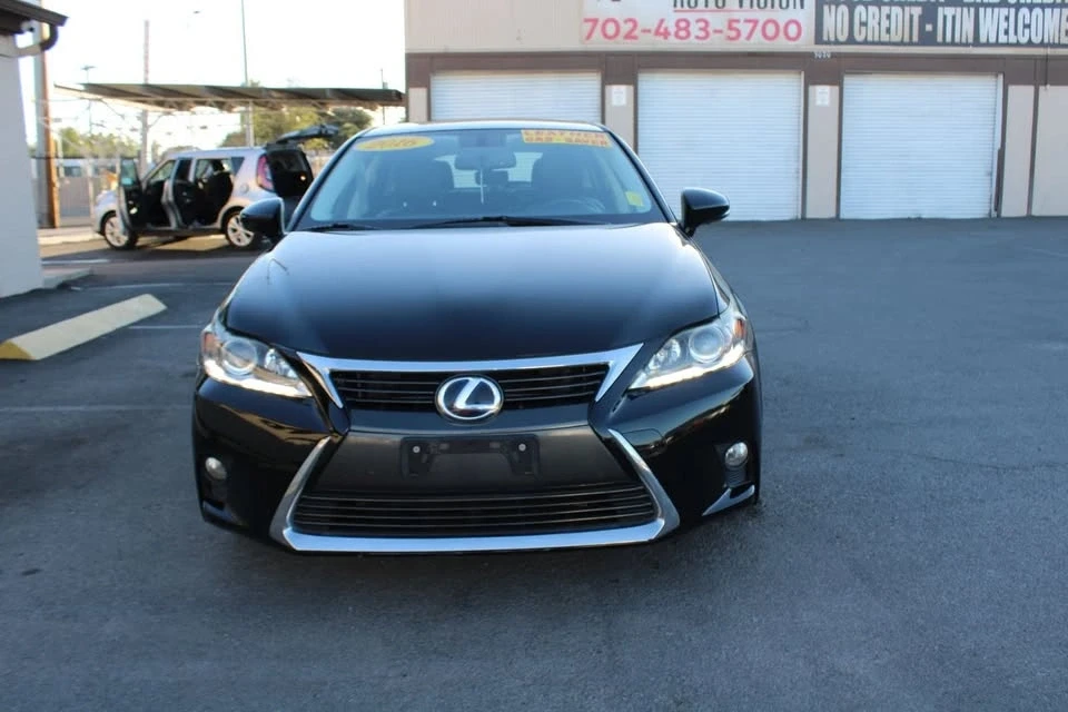 2016 Lexus CT - Image 2 of 19