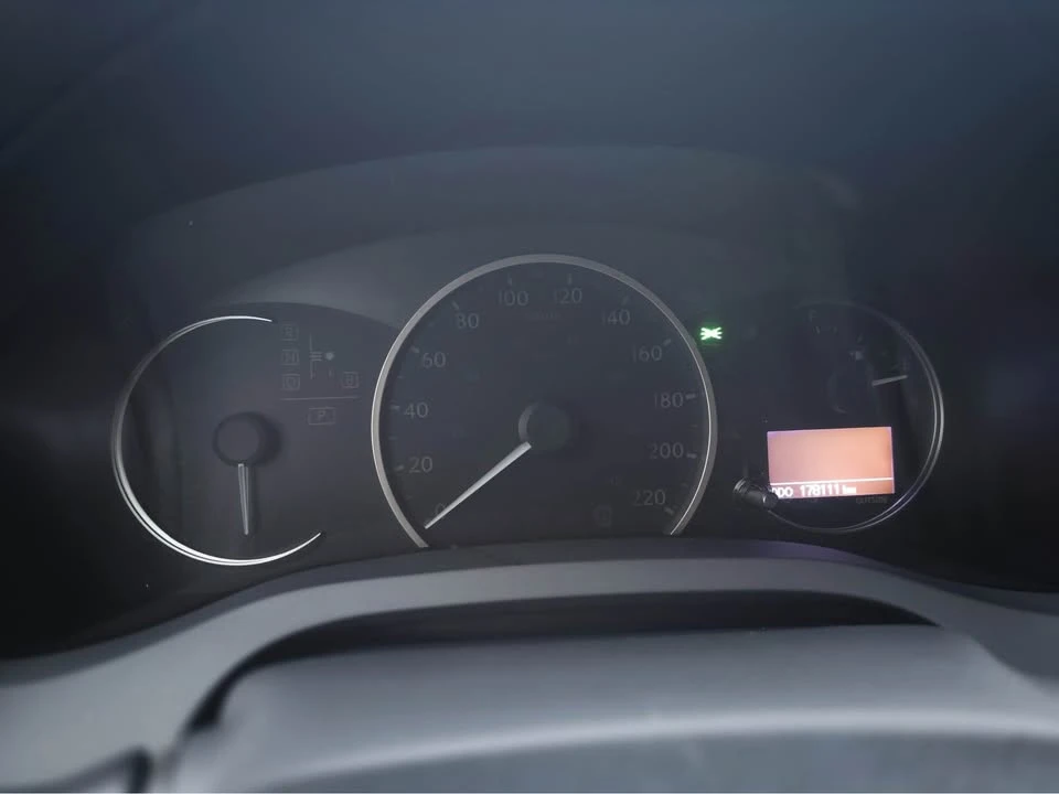 2016 Lexus CT - Image 12 of 20
