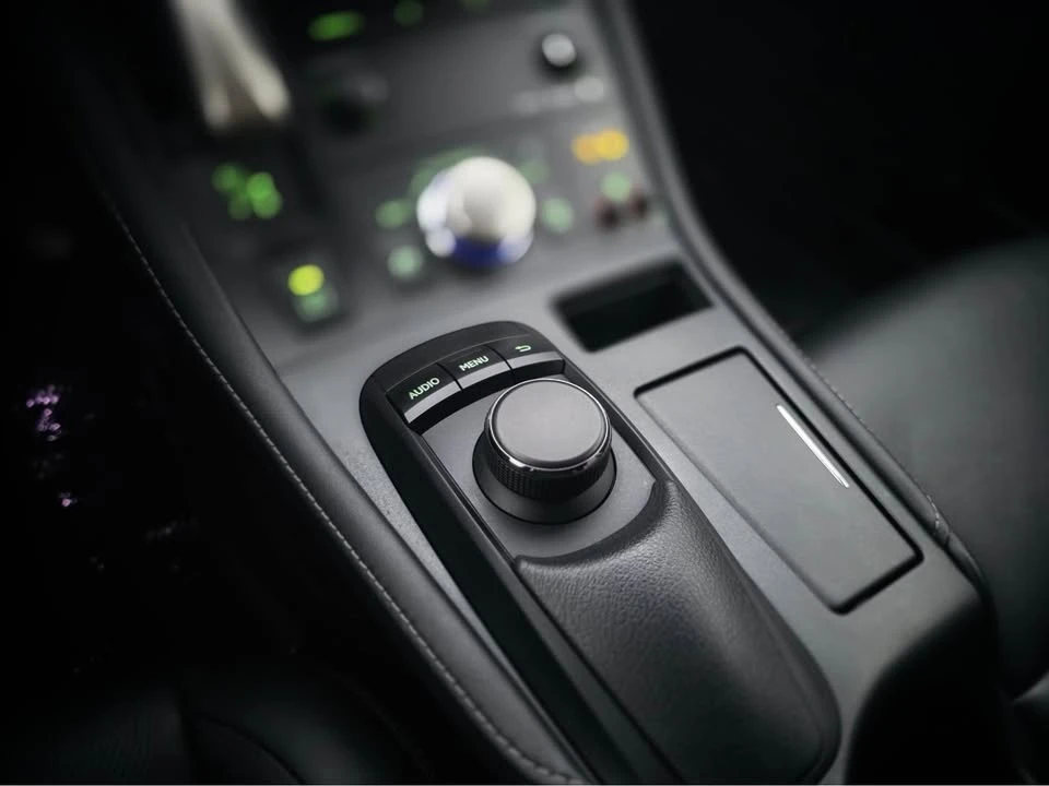 2016 Lexus CT - Image 17 of 20