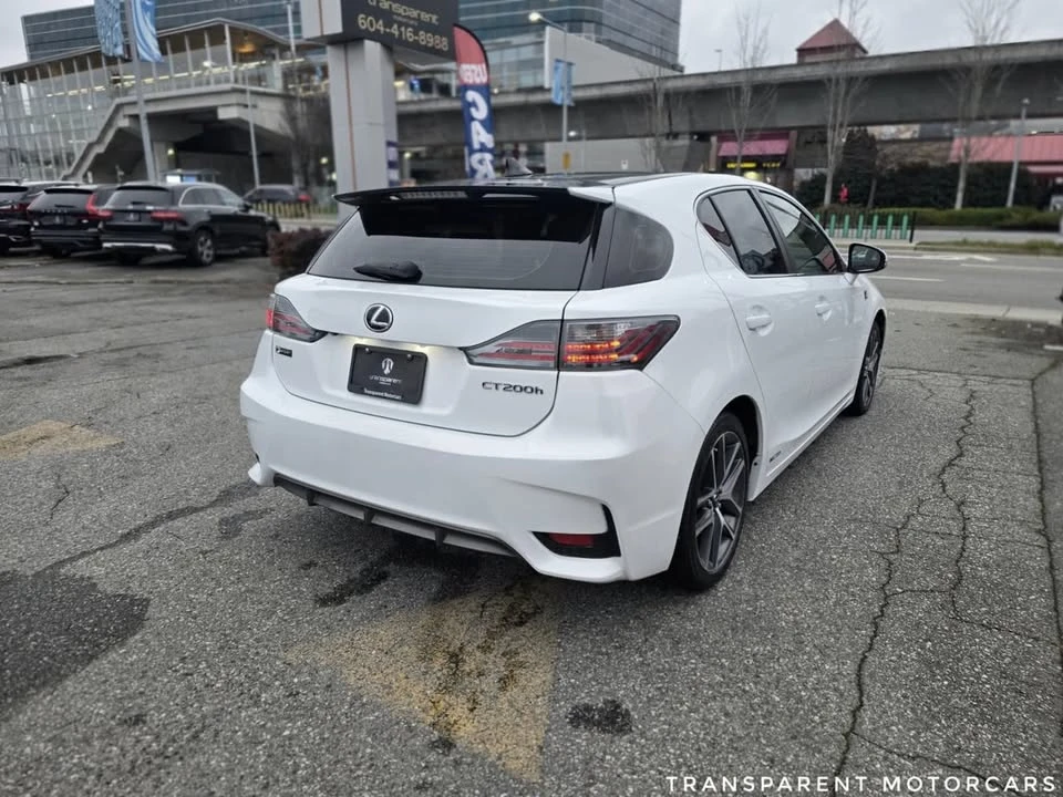 2016 Lexus CT - Image 4 of 16