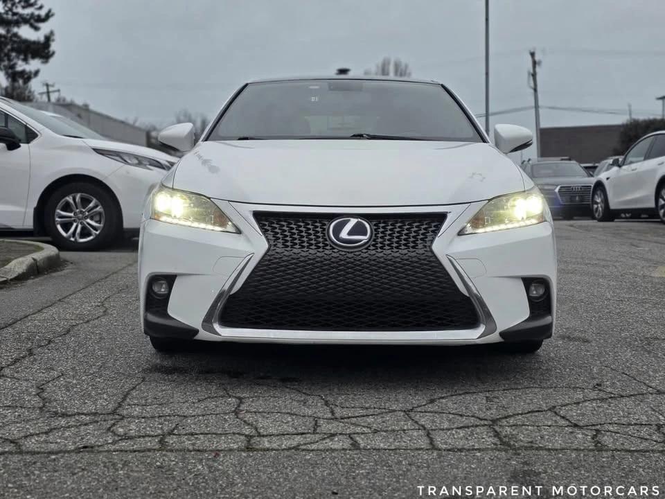 2016 Lexus CT - Image 2 of 16