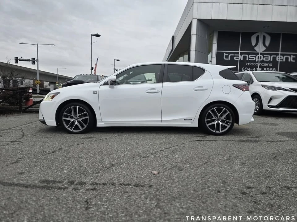 2016 Lexus CT - Image 3 of 16