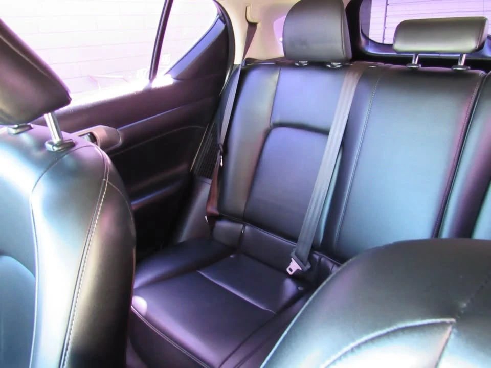 2016 Lexus CT - Image 15 of 19