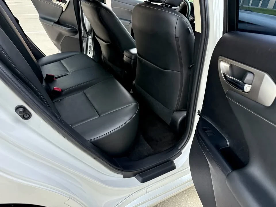 2016 Lexus CT - Image 14 of 20