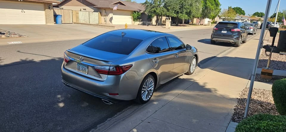 2016 Lexus ES 6th Gen - Image 5 of 7