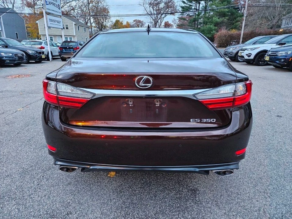 2016 Lexus ES 6th Gen - Image 4 of 20