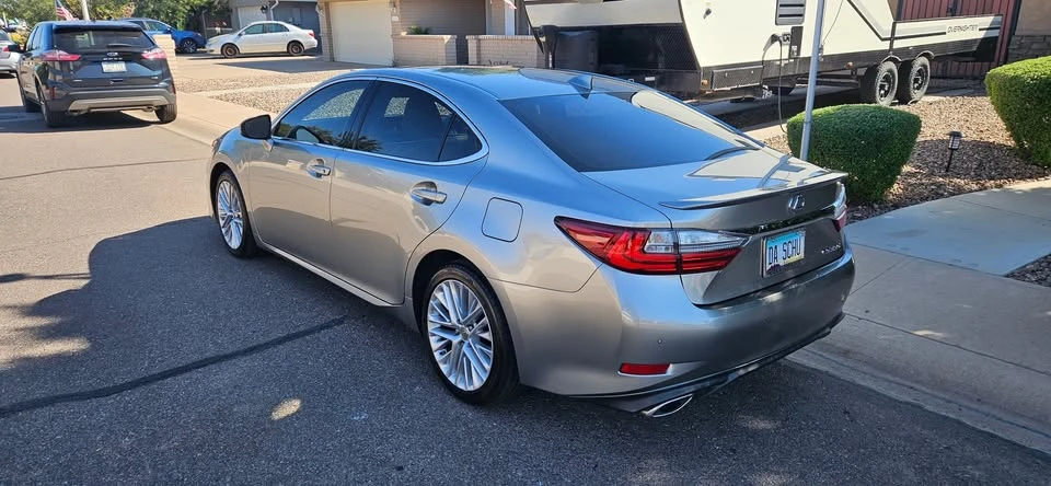 2016 Lexus ES 6th Gen - Image 6 of 7