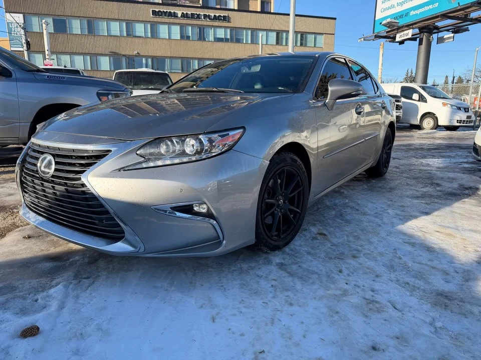 2016 Lexus ES 6th Gen - Image 2 of 15