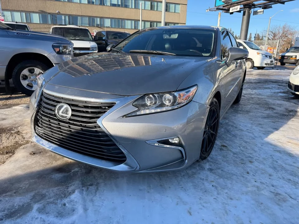 2016 Lexus ES 6th Gen - Image 5 of 15