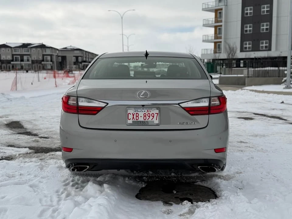 2016 Lexus ES 6th Gen - Image 7 of 12