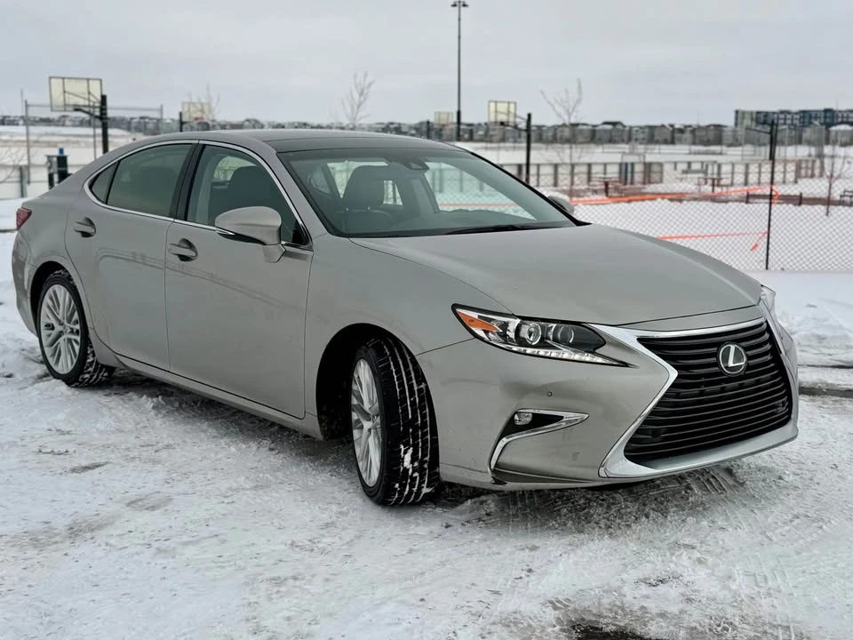 2016 Lexus ES 6th Gen - Image 5 of 12