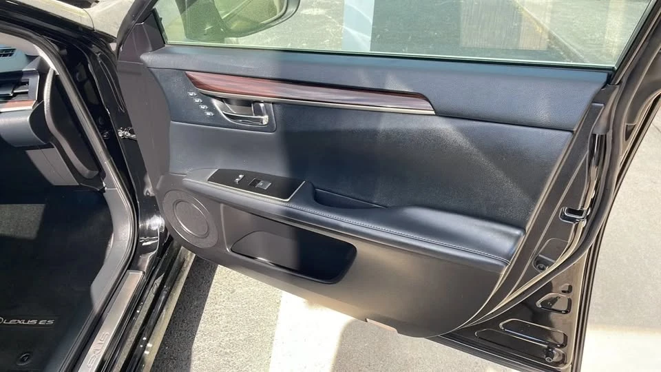 2016 Lexus ES 6th Gen - Image 20 of 20