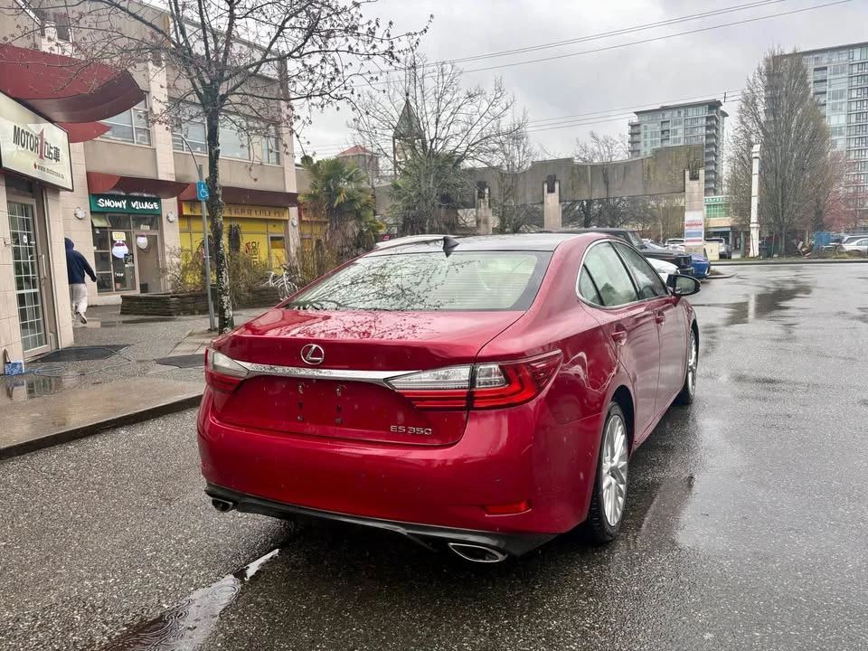 2016 Lexus ES 6th Gen - Image 4 of 13