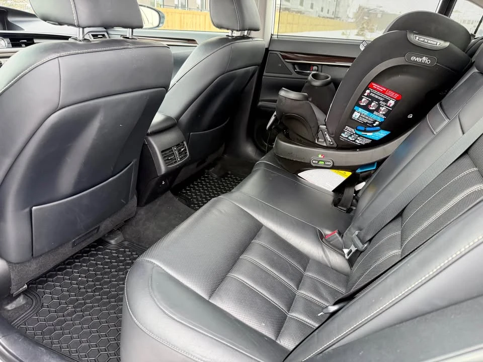 2016 Lexus ES 6th Gen - Image 8 of 12