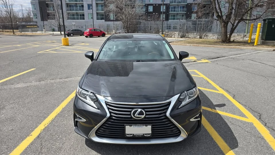 2016 Lexus ES 6th Gen - Image 2 of 14