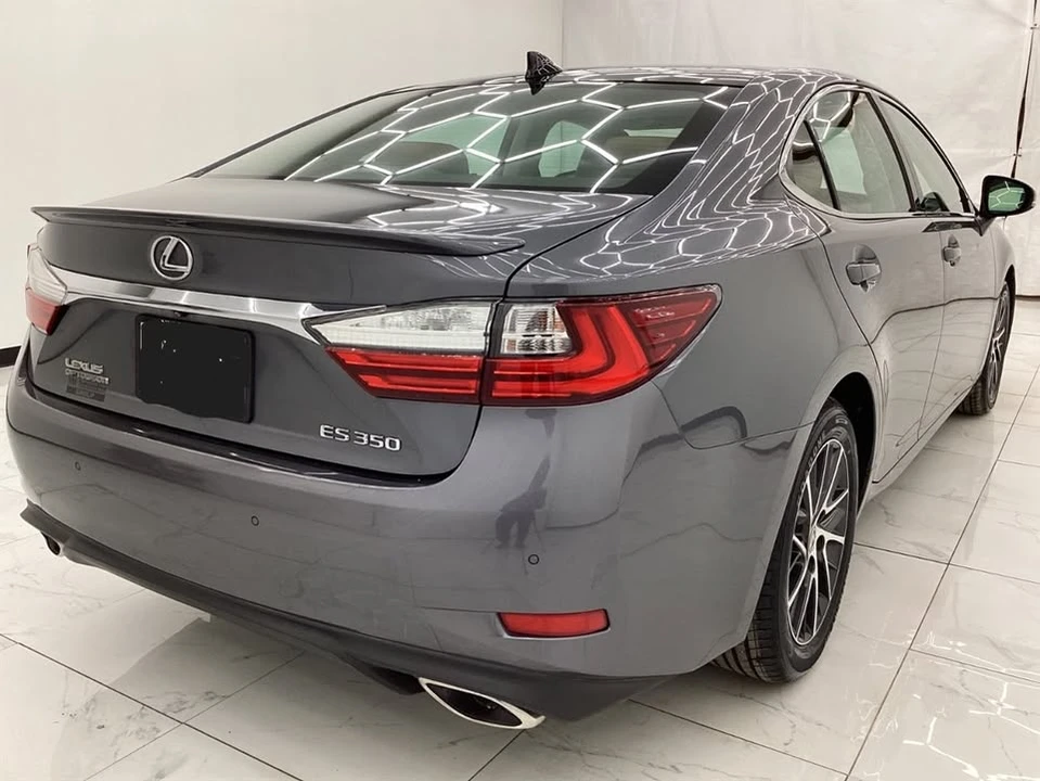 2016 Lexus ES 6th Gen - Image 6 of 18