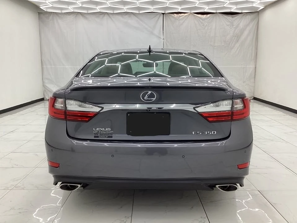 2016 Lexus ES 6th Gen - Image 5 of 18