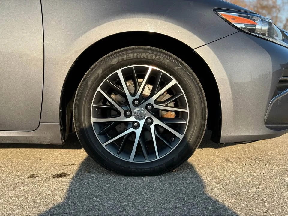 2016 Lexus ES 6th Gen - Image 6 of 20