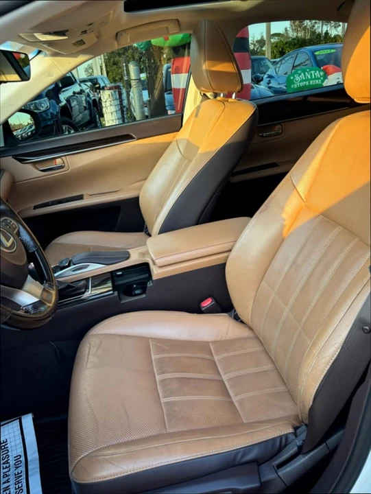 2016 Lexus ES 6th Gen - Image 7 of 13