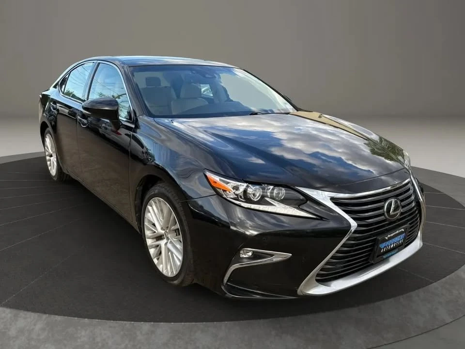 2016 Lexus ES 6th Gen - Image 8 of 19