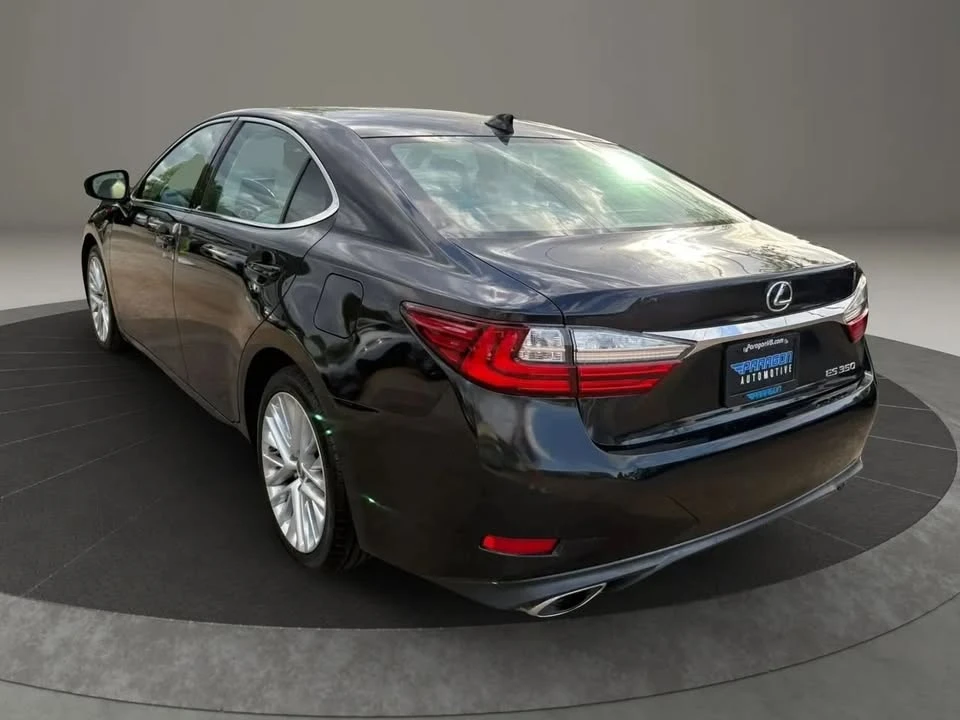 2016 Lexus ES 6th Gen - Image 4 of 19