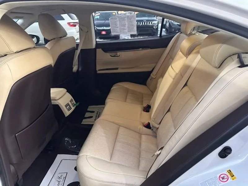 2016 Lexus ES 6th Gen - Image 7 of 18