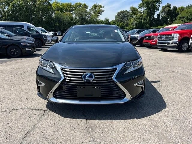 2016 Lexus ES 6th Gen - Image 7 of 18