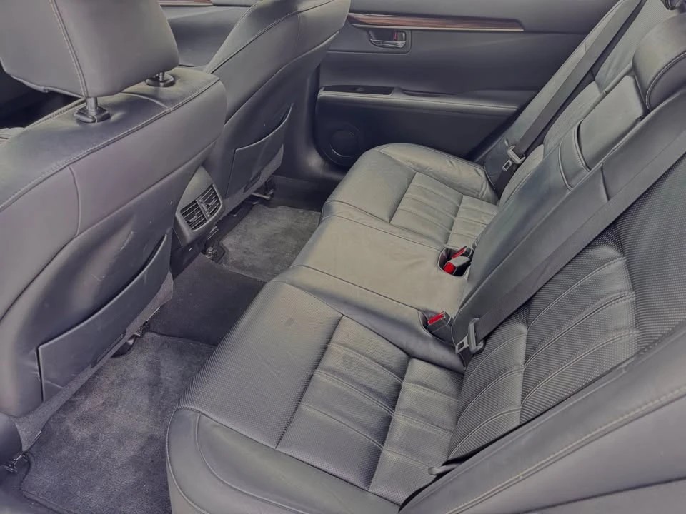 2016 Lexus ES 6th Gen - Image 7 of 14